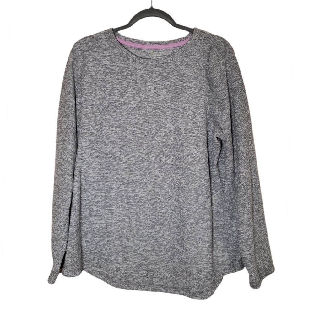 3/$30 💋 TekGear Crew Neck Fuzzy Sweater
